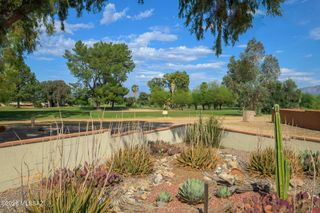 232 N Abrego Drive, Green Valley, AZ 85614