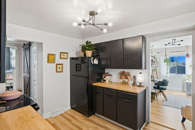 1507 W 38th Street, Davenport, IA 52806