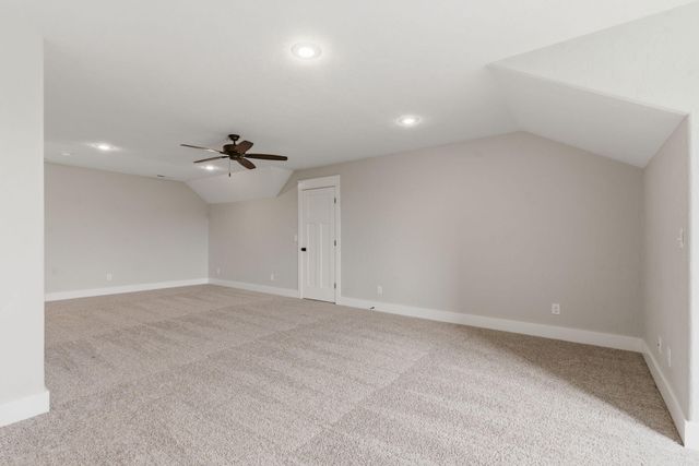 3215 W Bluffview Street, Springfield, MO 65810