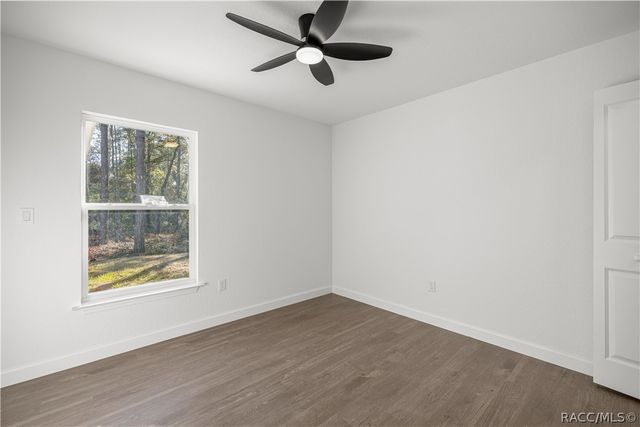 24370 NW Falcon Avenue, Dunnellon, FL 34431