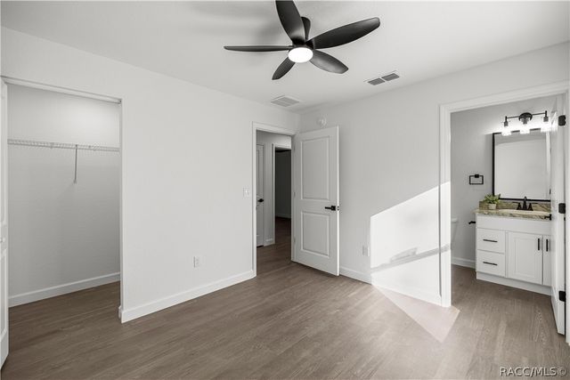 24370 NW Falcon Avenue, Dunnellon, FL 34431