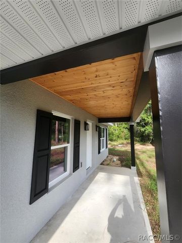 24370 NW Falcon Avenue, Dunnellon, FL 34431