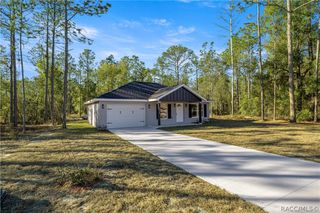 24370 NW Falcon Avenue, Dunnellon, FL 34431