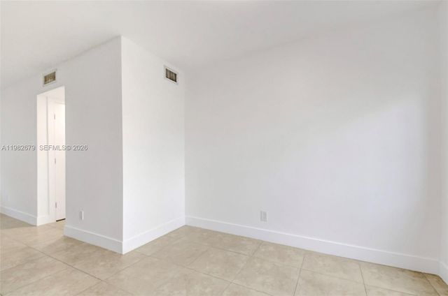 407 SE 9th Court 3, Hallandale Beach, FL 33009