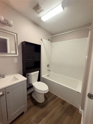 13217 Player Street B, Houston, TX 77045