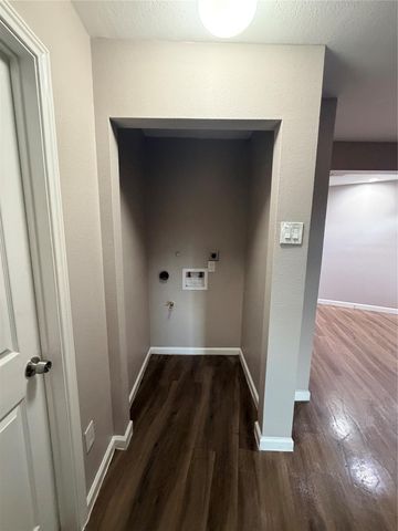 13217 Player Street B, Houston, TX 77045