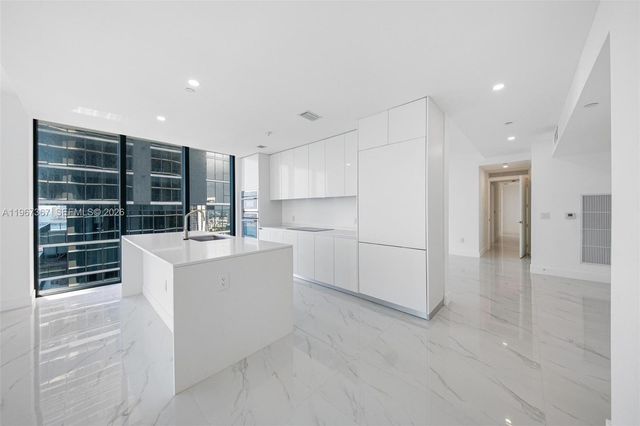 700 NE 24th 3107, Miami, FL 33137