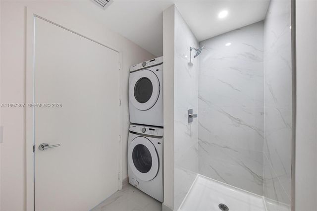 700 NE 24th 3107, Miami, FL 33137