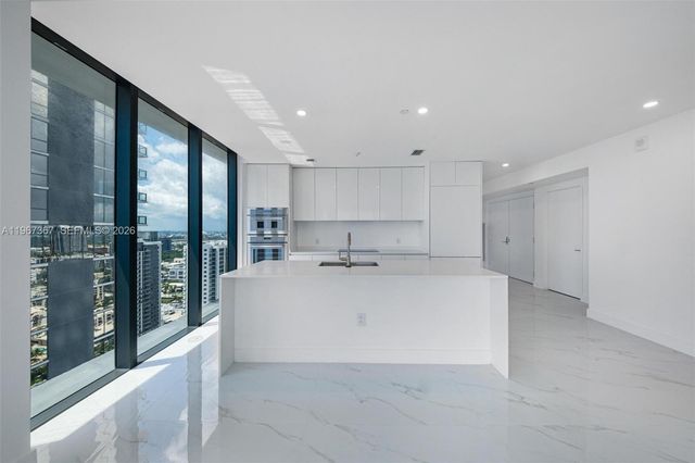 700 NE 24th 3107, Miami, FL 33137