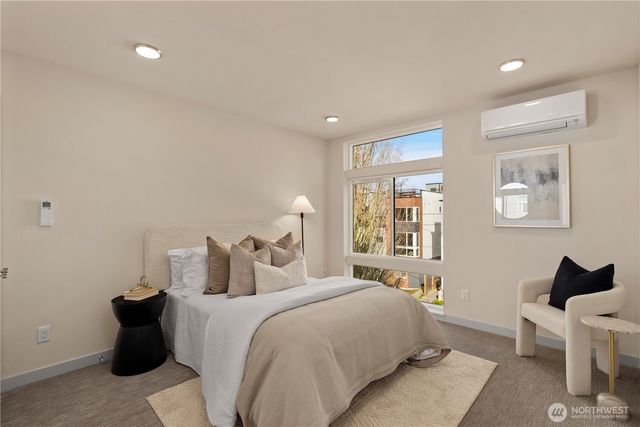 903 A NW 56th Street, Seattle, WA 98107