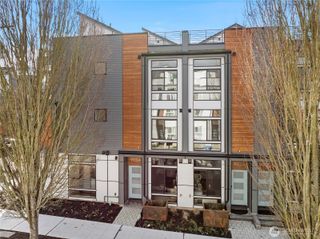 903 A NW 56th Street, Seattle, WA 98107