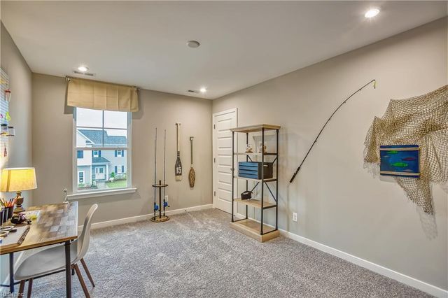 101 Peck LN, Suffolk, VA 23434