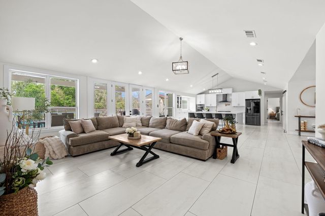 8800 Brae Acres Road, Houston, TX 77074