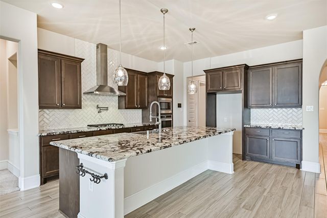 2810 Cumberland Drive, Texas City, TX 77568