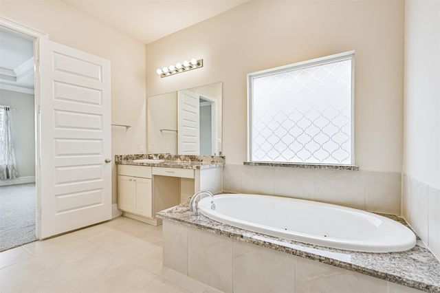 2810 Cumberland Drive, Texas City, TX 77568