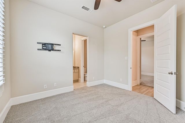 2810 Cumberland Drive, Texas City, TX 77568