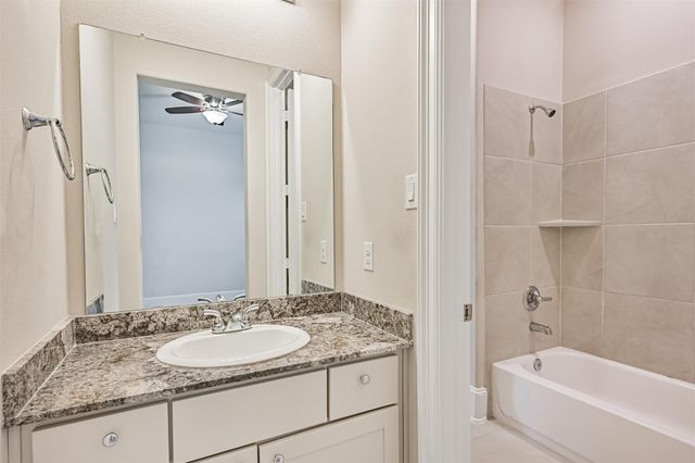 2810 Cumberland Drive, Texas City, TX 77568