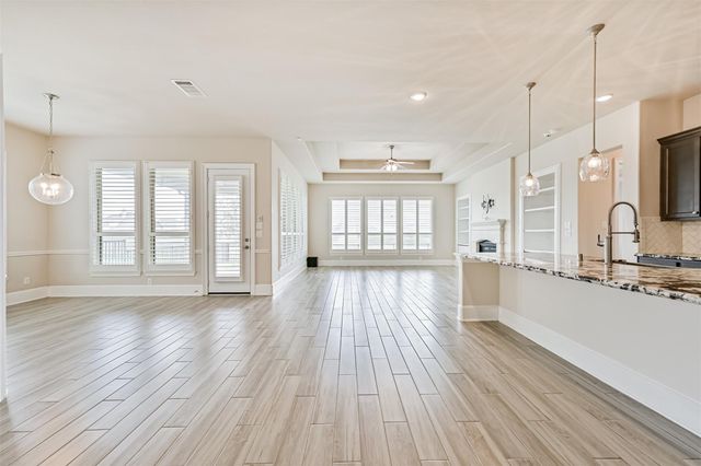 2810 Cumberland Drive, Texas City, TX 77568