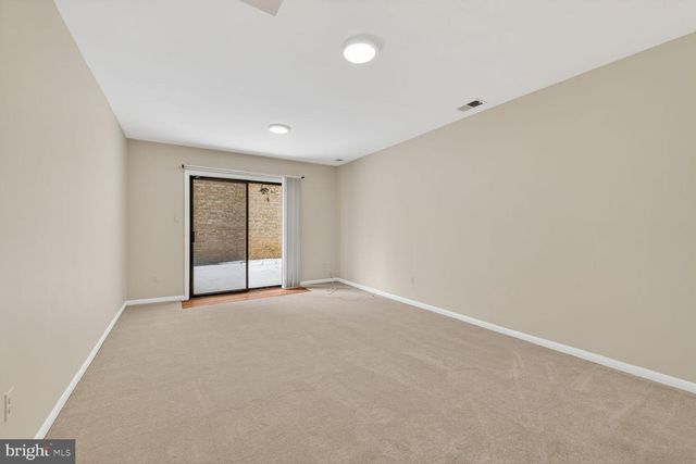 9926 GREAT OAKS WAY, Fairfax, VA 22030