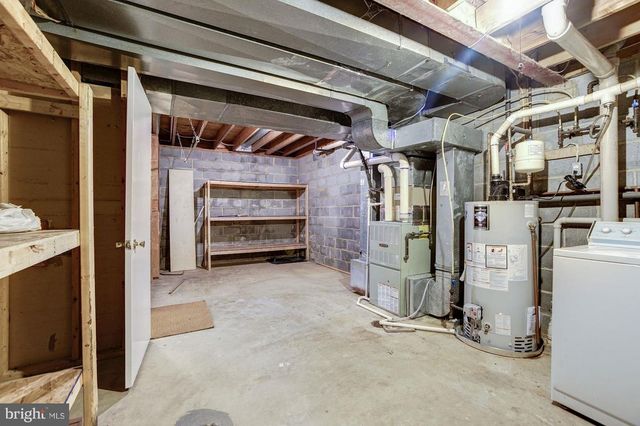 9926 GREAT OAKS WAY, Fairfax, VA 22030