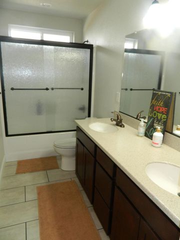 2839 Glacier Drive, Klamath Falls, OR 97603