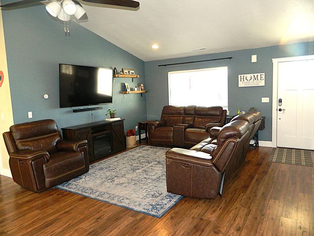 2839 Glacier Drive, Klamath Falls, OR 97603