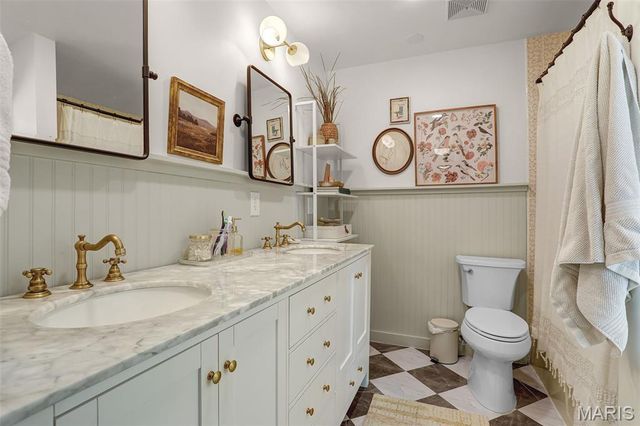 31 Santa Anita Drive, Maryville, IL 62062