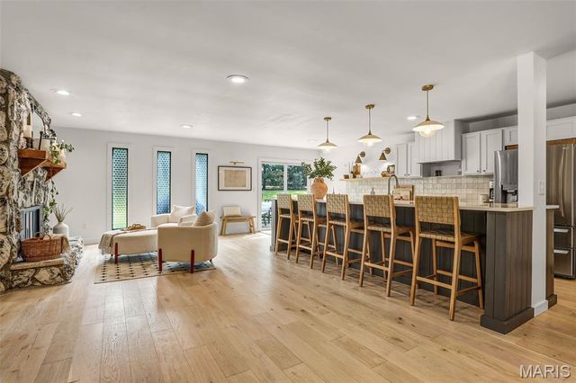 31 Santa Anita Drive, Maryville, IL 62062