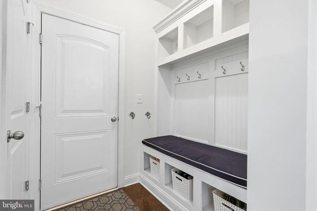 325 MYSTIC VIEW CIR, Doylestown, PA 18901