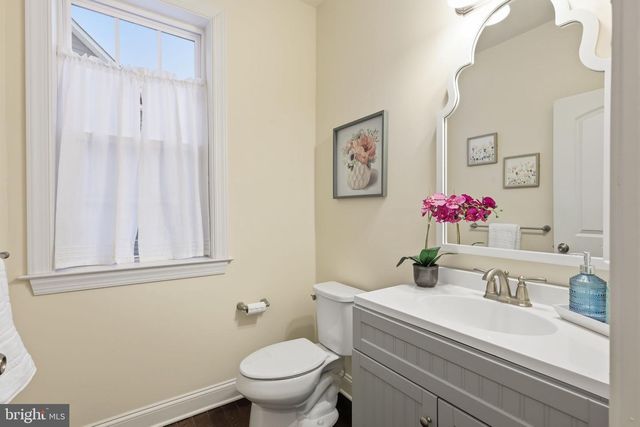 325 MYSTIC VIEW CIR, Doylestown, PA 18901