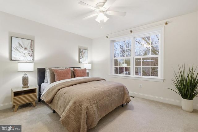 325 MYSTIC VIEW CIR, Doylestown, PA 18901