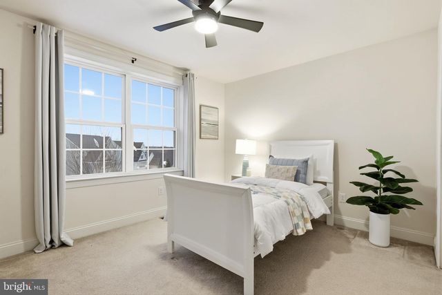 325 MYSTIC VIEW CIR, Doylestown, PA 18901