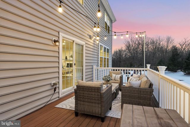 325 MYSTIC VIEW CIR, Doylestown, PA 18901