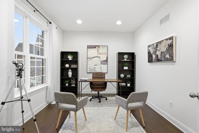 325 MYSTIC VIEW CIR, Doylestown, PA 18901