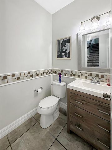 2438 CHATEAU LOOP, Kissimmee, FL 34741