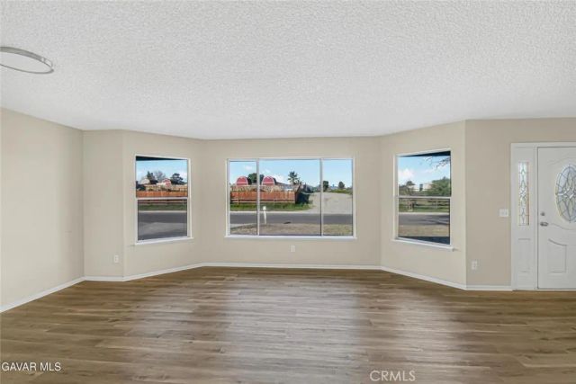 37324 97th Street East, Littlerock, CA 93543