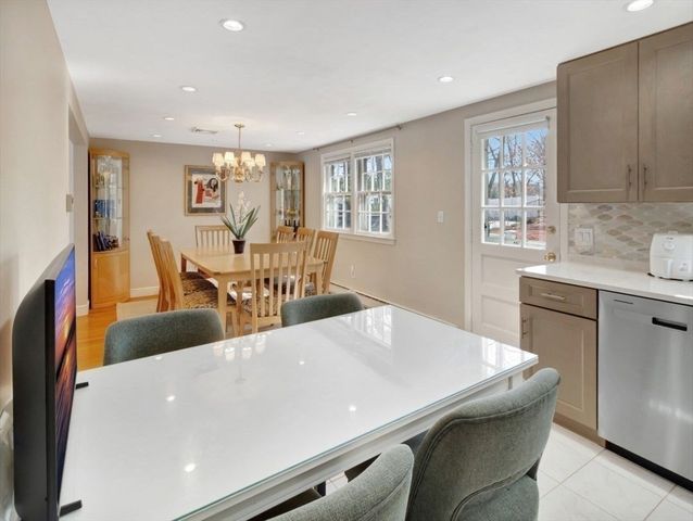 22 Susan Dr, Saugus, MA 01906