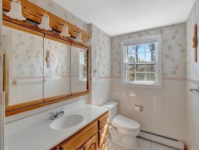 22 Susan Dr, Saugus, MA 01906