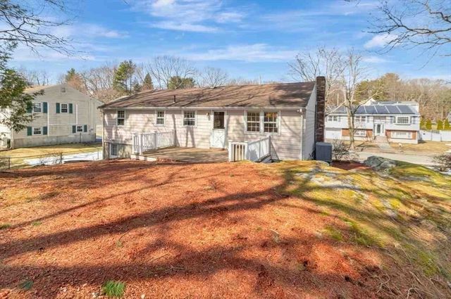 22 Susan Dr, Saugus, MA 01906