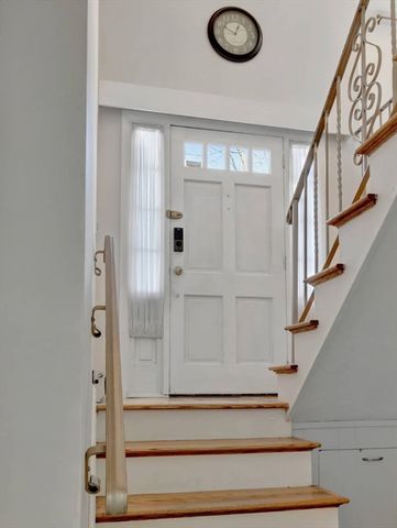 22 Susan Dr, Saugus, MA 01906