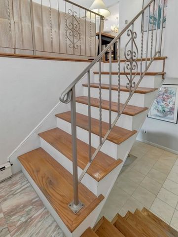 22 Susan Dr, Saugus, MA 01906