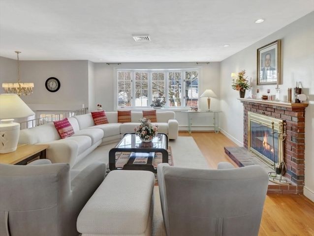 22 Susan Dr, Saugus, MA 01906