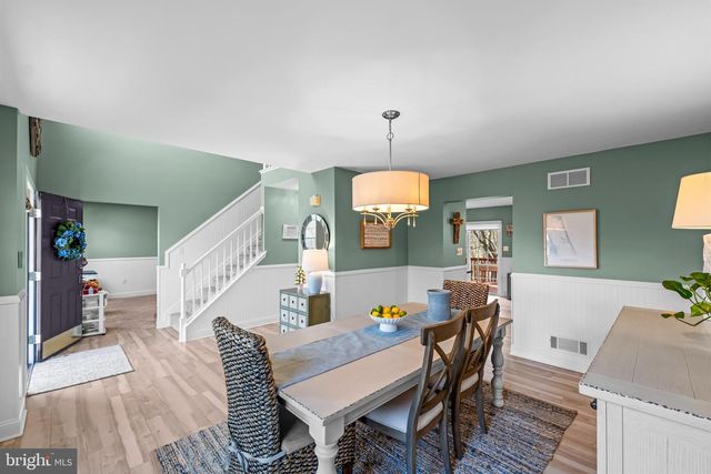 700 RIDGE DR, Douglassville, PA 19518