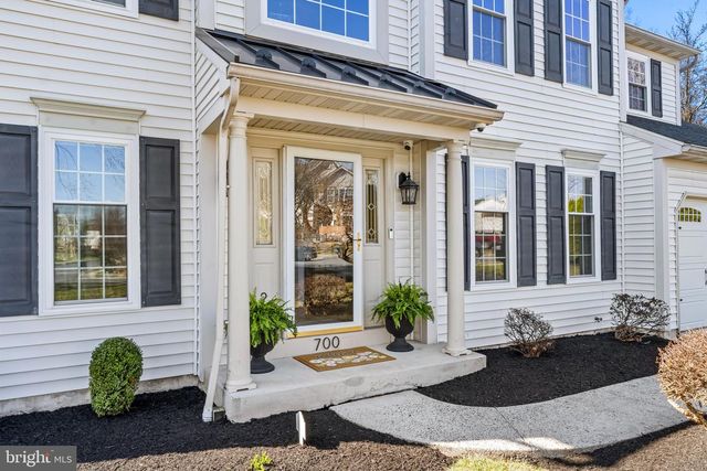 700 RIDGE DR, Douglassville, PA 19518