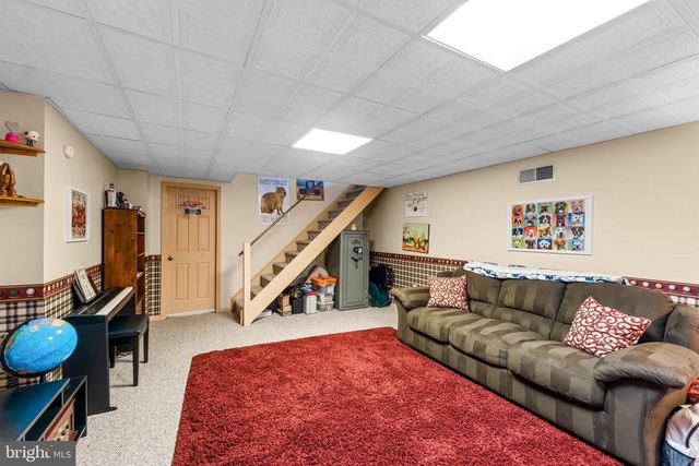 700 RIDGE DR, Douglassville, PA 19518