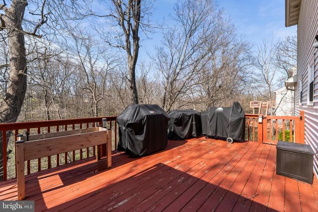 700 RIDGE DR, Douglassville, PA 19518