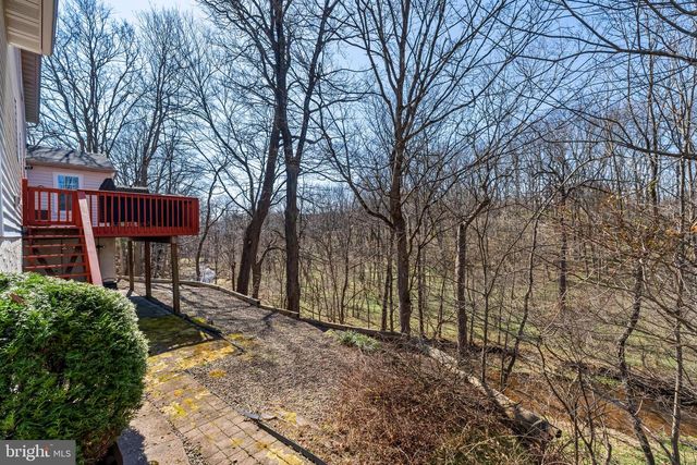 700 RIDGE DR, Douglassville, PA 19518