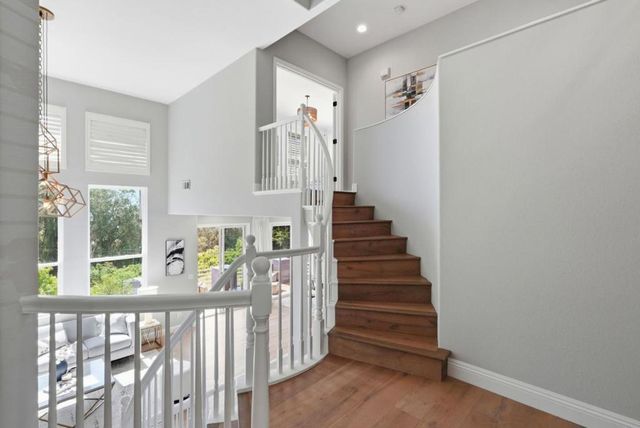8265 Skyline Circle, Oakland, CA 94605