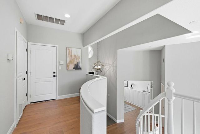 8265 Skyline Circle, Oakland, CA 94605