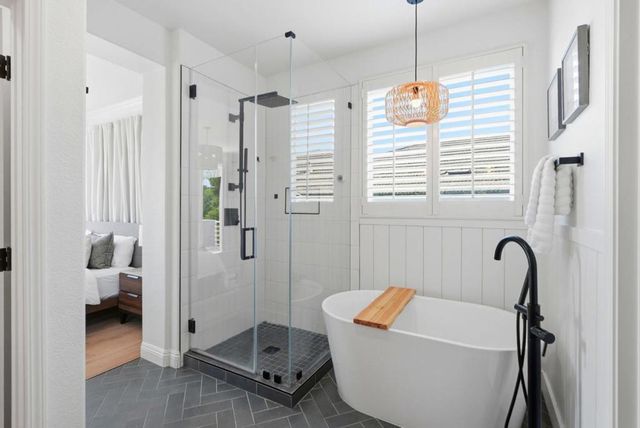 8265 Skyline Circle, Oakland, CA 94605